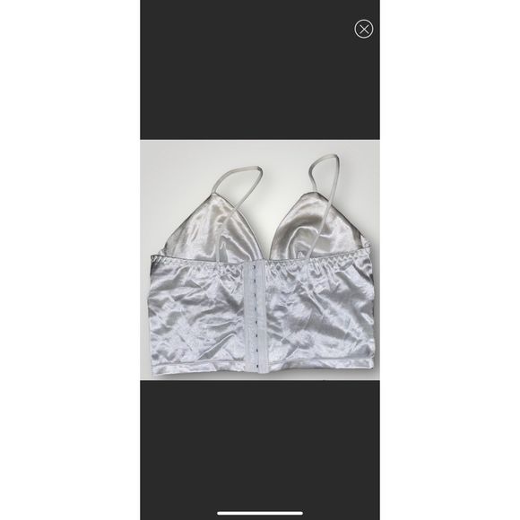 Crop top - Picture 2 of 2